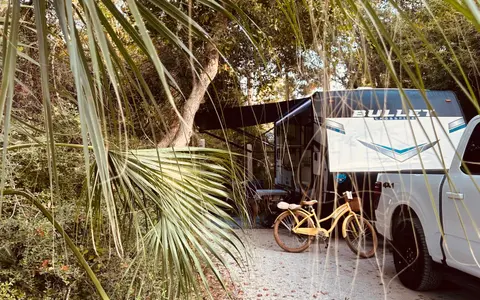 Happy Glamping w/ Campfire Reverie