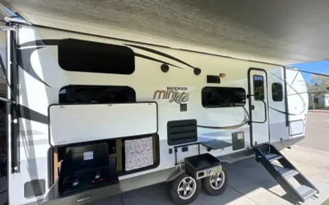 2020 Forest River Rockwood Mini Lite - Fun Adventures Ahead!!