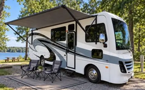 2025 Luxury Class A Motorcoach – Sleeps Up to 7!