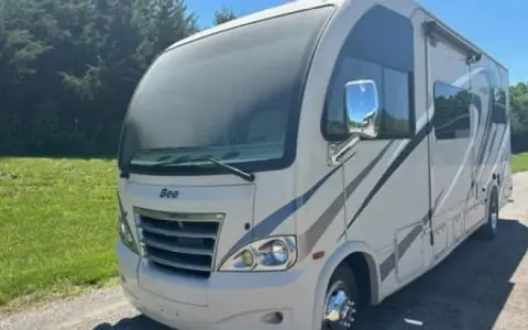 Thor Axis 26 Foot Easy to Drive