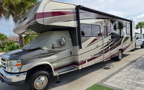 Space Coachmen Leprechaun