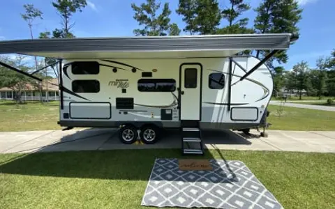 Rockwood Mini Lite Bunkhouse - Your home away from home!