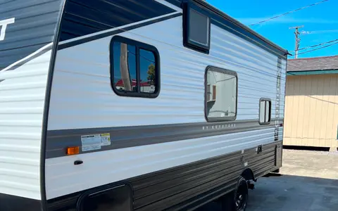 Andre's Keystone Hideout  175BH Travel Trailer