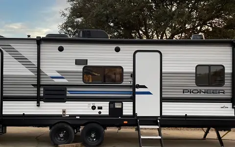 Timmy's Heartland Pioneer 270 bhs Travel Trailer