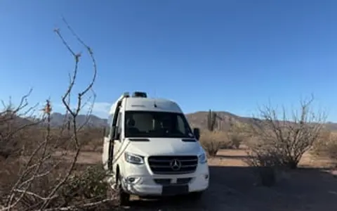 Luxury, Beginner Friendly Camper Van with Solar