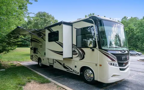 RV Pennie- 2019 Jayco Precept 31 UL