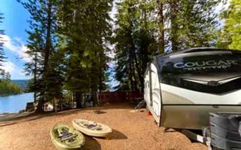 30’ RV,  King bed, Bunk Beds, Big kitchen