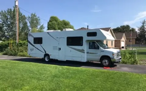 2015 Thor Motor Coach Four Winds 28A