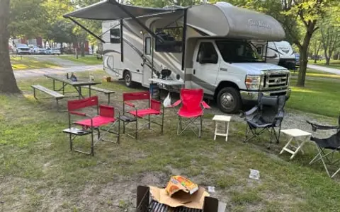 2015 Thor four winds -Safe, modern, comfortable, kid-friendly!