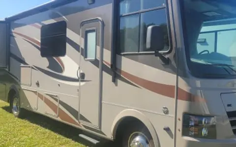 2017 Coachmen Pursuit - Your Home on Wheels