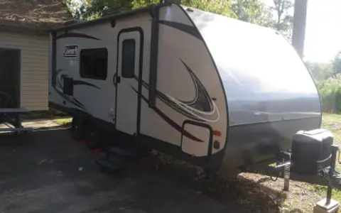 2018 Coleman 1925BH Bunkhouse Travel Trailer by Dutchmen Light