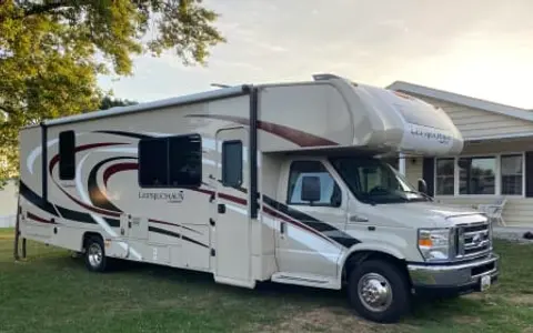 Easy to drive comfortable RV