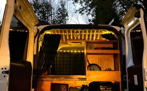 Maine Campervan Rentals "The Green One"