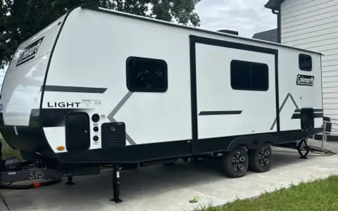 Coleman Light 26ft