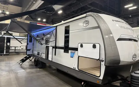 Brand New 2025 Forest-River Family Bunkhouse 36ft