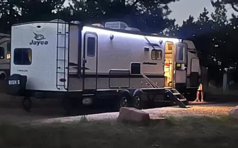 2021 Jayco Jay Feather - Fun Weekend Getaway for the Whole Family