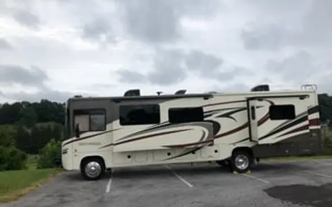 Willie The RV!      All You Need And More!
