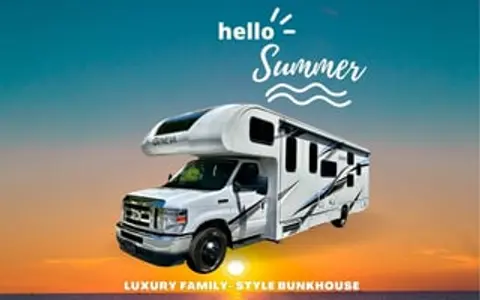 Luxury Bunkhouse Sleeps 10 Solar Wifi 2 A/C + More