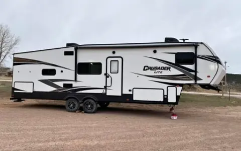 2020 Crusader Lite Bunkhouse