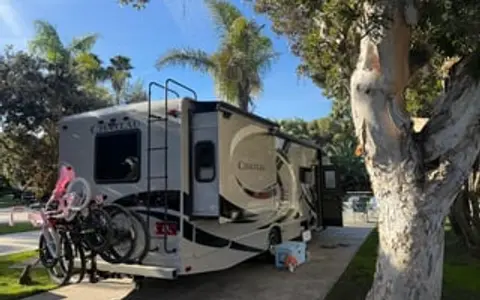 2014 Thor Motor Coach Chateau 32foot