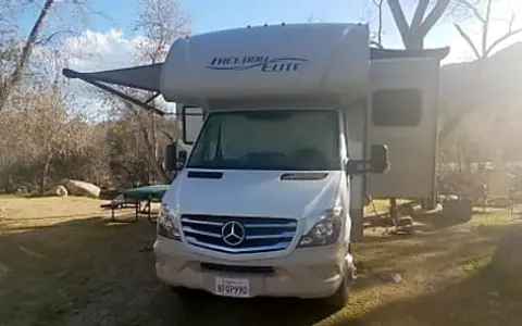 2019 Mercedes-Benz Freedom Elite (Delivery Included)