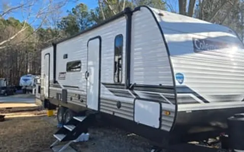 2024 Coleman Lantern 263BH