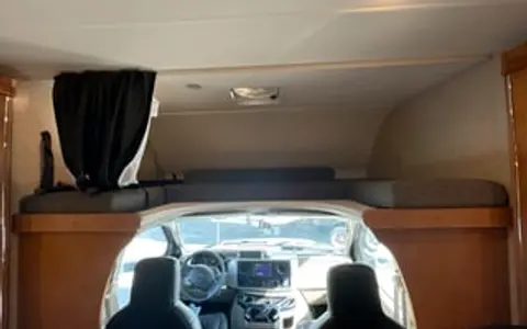2017 Winnebago Minnie Winnie 31D