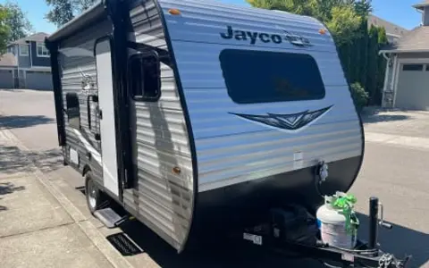 Jayco 18ft Bunkhouse (Starlink Mini Available)