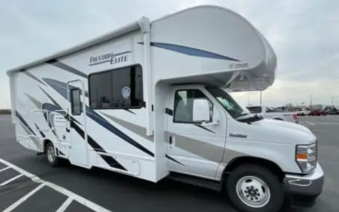 The Taylor - 27ft 2023 Thor Freedom Elite - EVERYTHING YOU NEED ON BOARD!!