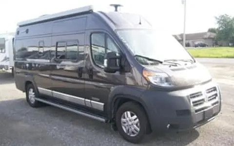 Couples Getaway w/ Lithium & Solar Charging