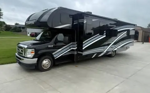 Ready for Adventure! 2023 Thor Quantum Class C