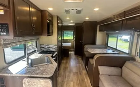 2019 Thor Motor Coach freedom elite