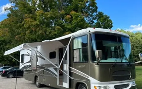 Class A Gulf Stream Sun Voyager - 32'