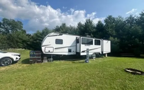 2022 CrossRoads RV Sunset Trail SS331BH