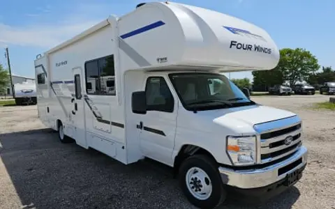 Sleeps the Whole Crew! Rent Our 2026 Thor Four Winds 31E Bunkhouse Class C