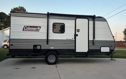 2022 Dutchmen RV Coleman 17B