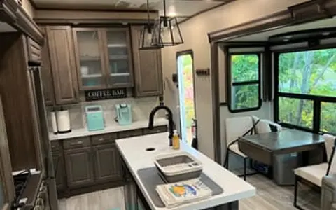 2022 Grand Design Solitude 378MBS