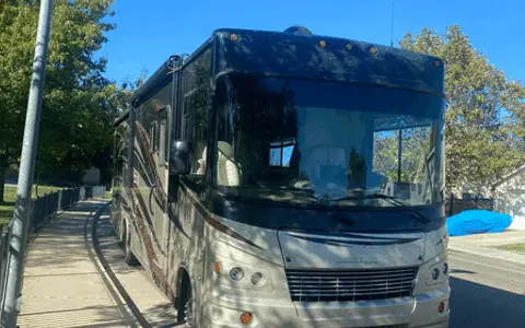 2011 Forest River Georgetown.  Very spacious.  Sleeps 6-7 with bunkbed.