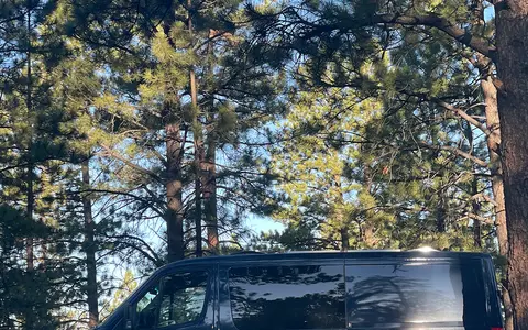 DANGER O'SHEA - Mercedes-Benz 2500 4x4 Low-Roof Sprinter Van (DIESEL)
