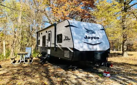 "Lil Pal" Family and pet friendly travel trailer