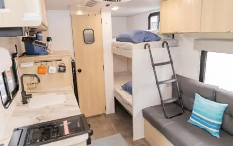 Easy SUV Towable - Sleeps 4  - Fully Stocked