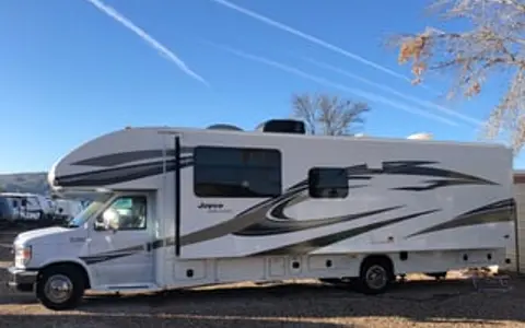 2018 Jayco Greyhawk -  Home away from Home