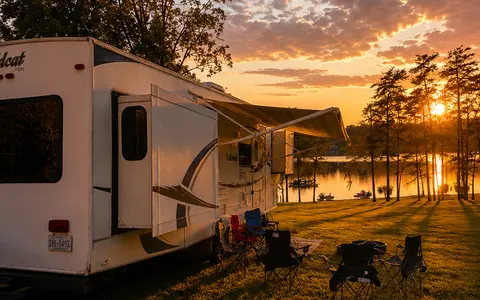RV Helicarrier (Luxury Family Adventure RV)