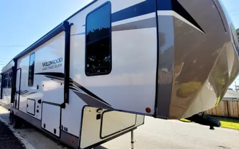 Bunkhouse w/additional Loft ready for WeatherTech Raceway!