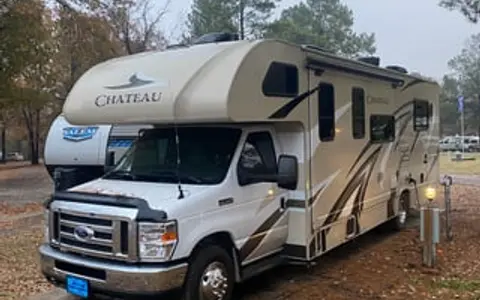 2020 Thor Motor Coach Chateau 28Z