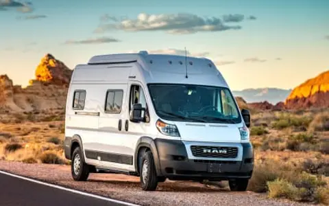 2022 Winnebago SOLIS “Hi my name is SUNDAY”