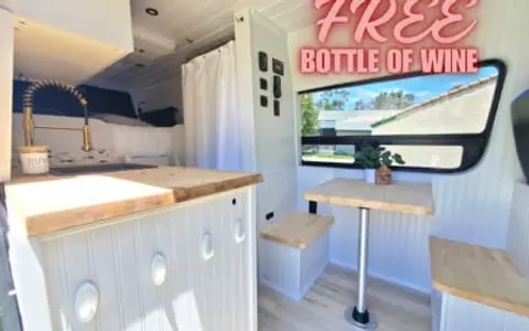 Sprinter with UNLIMITED MILES*, queen bed, solar, toilet, sink & more!