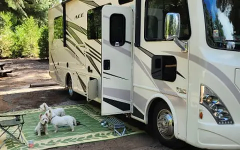 See the USA in style! Our 2018 class A Thor A.C.E. motorhome is waiting...