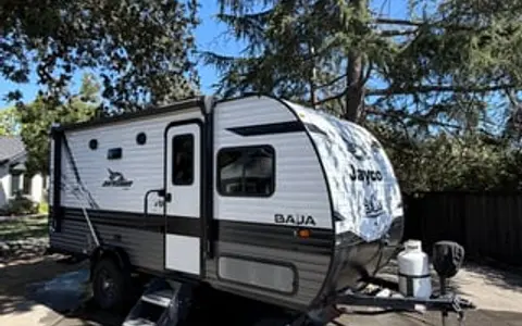 Easy Tow Bunkhouse | 7' Wide | Slideout | Off-Grid