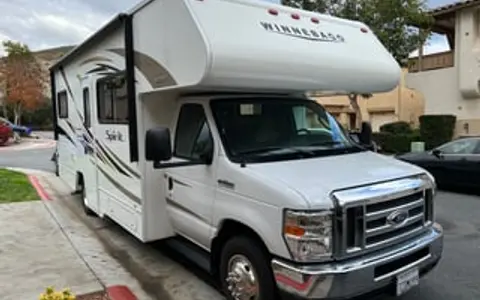 Winnebago Spirit 25b